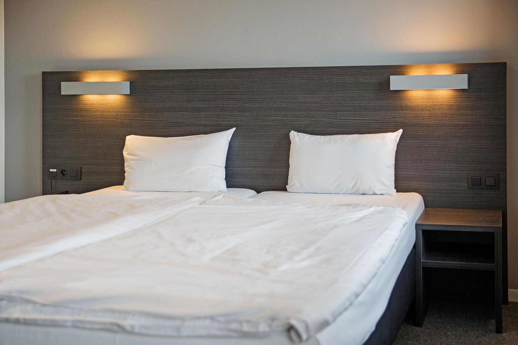 Harbour Hotel 3*